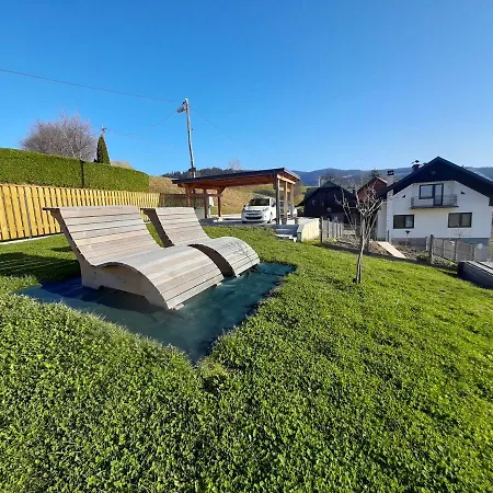 Apartment Zeleni Dragulj Pohorje - Mir, Narava, Izhodisce Za Roglo Apartamento *