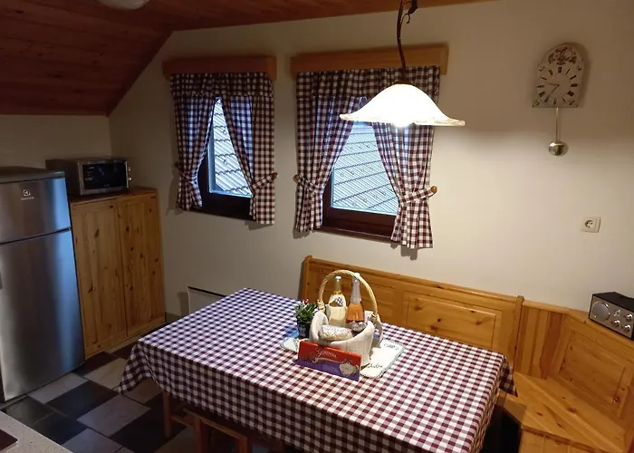 Apartamento Apartment Zeleni Dragulj Pohorje - Mir, Narava, Izhodisce Za Roglo